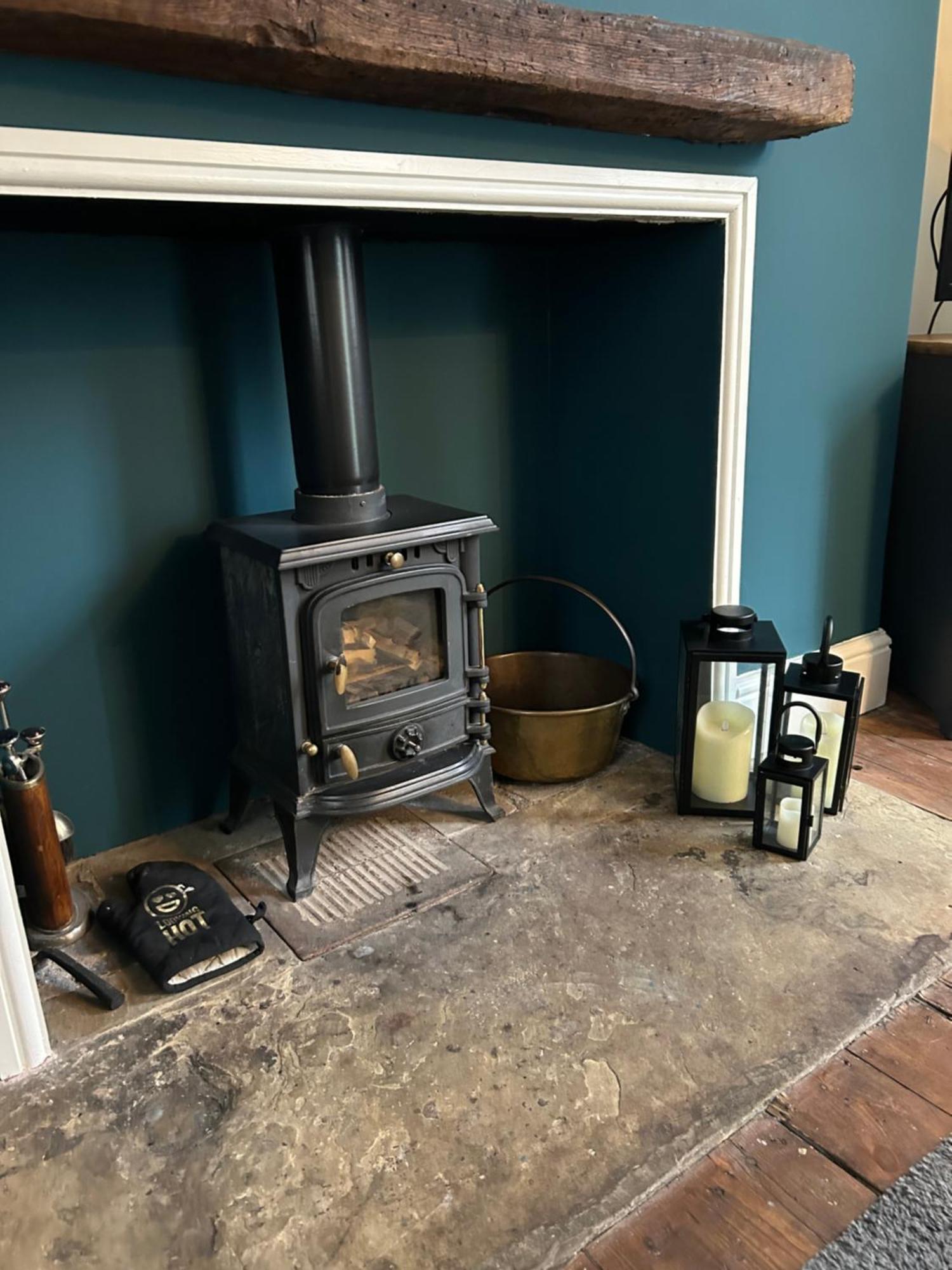 The Buxton Retreat A Luxurious 3-Storey Townhouse With Four Poster Bed And Double Jacuzzi Bath" Esterno foto